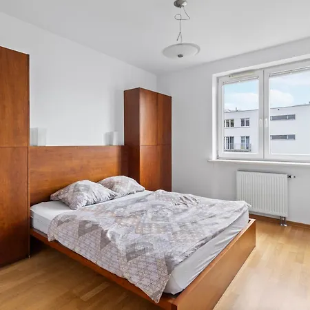 Zawiszy By Esteum Host *