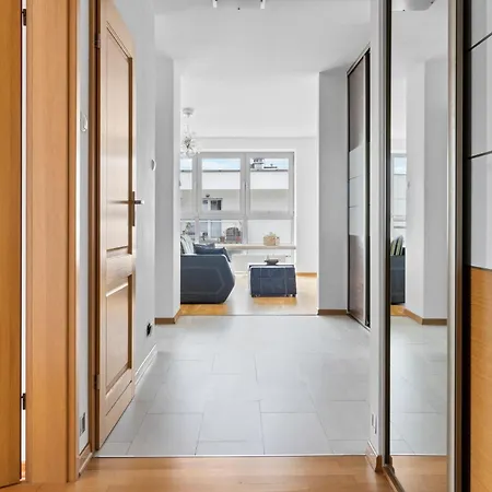 Zawiszy By Esteum Host شقة وارسو