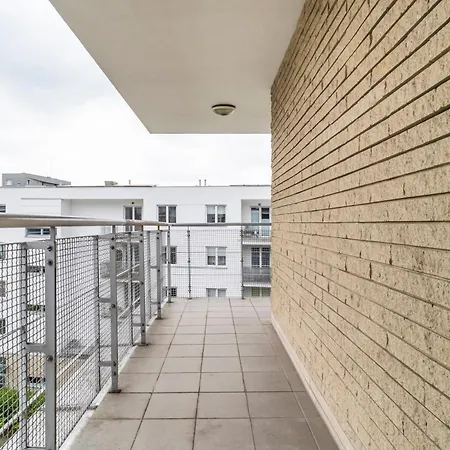 Zawiszy By Esteum Host شقة