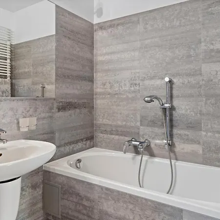 Zawiszy By Esteum Host