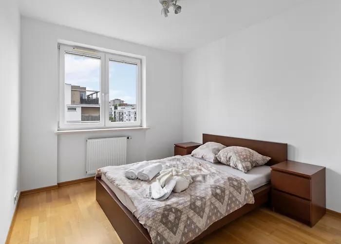 Zawiszy By Esteum Host *